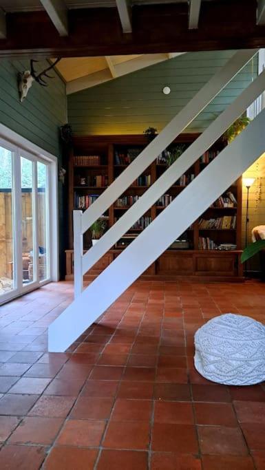 Comfortable Chalet In A Unique Location In Forest Essen Kültér fotó