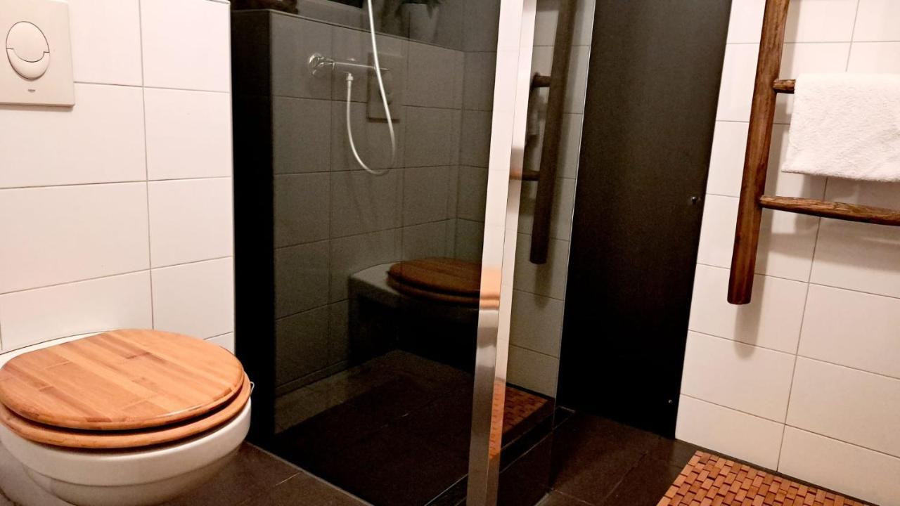 Comfortable Chalet In A Unique Location In Forest Essen Kültér fotó